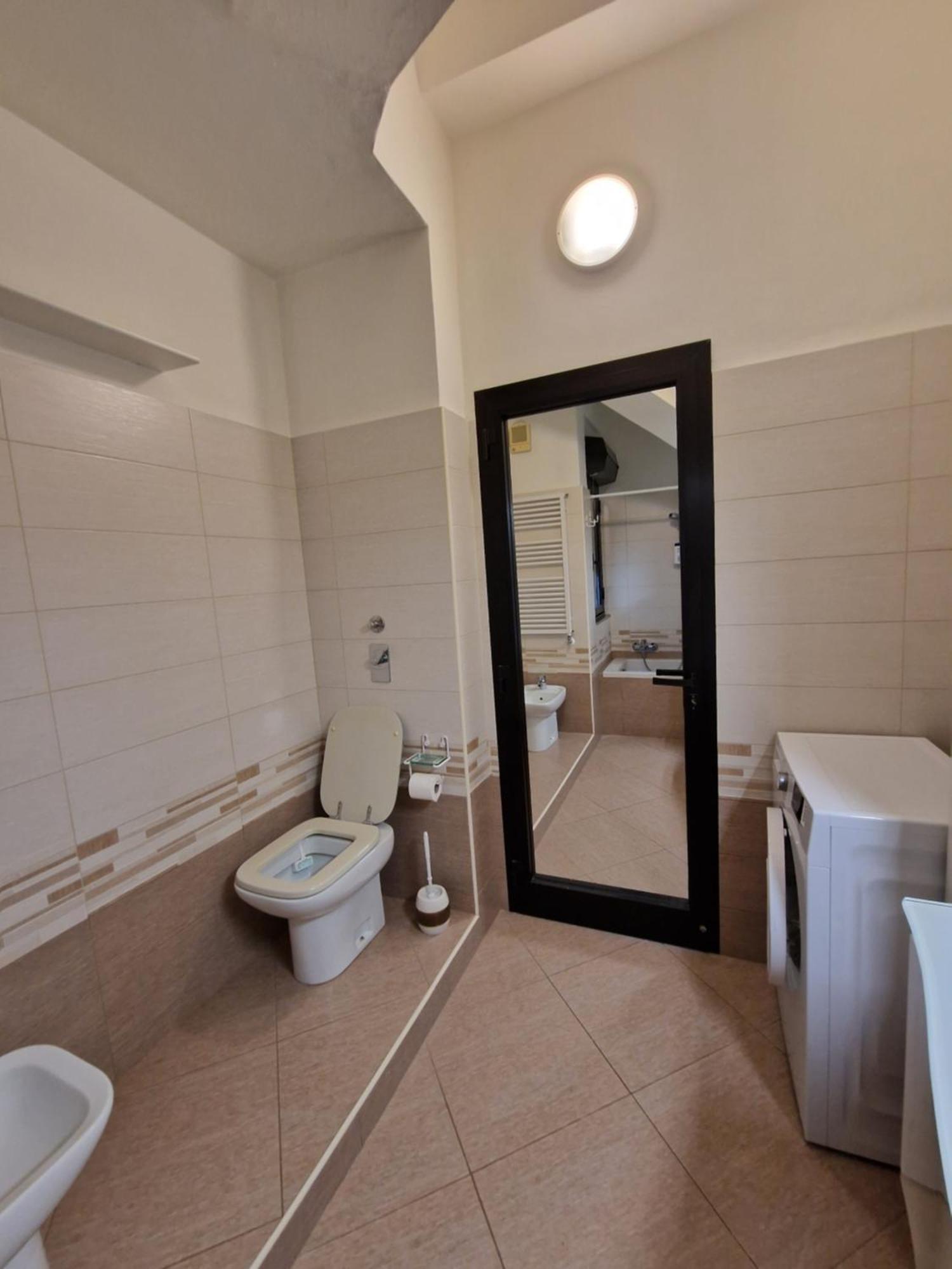 Comfy Penthouse Leilighet Milano Eksteriør bilde